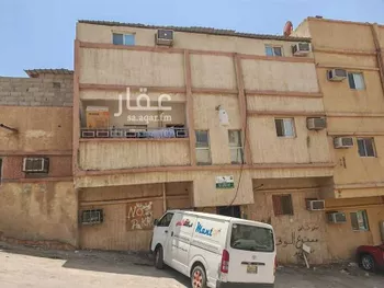 عمارة للبيع في شارع الشنانة, حي غبيرا, مدينة الرياض, منطقة الرياض صورة 2