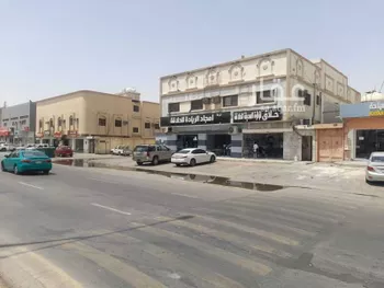 عمارة للبيع في شارع النبهان, حي السعادة, مدينة الرياض, منطقة الرياض صورة 5