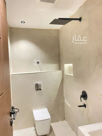 فيلا للبيع في شارع أحمد بن أبي عيسى, حي بدر, مدينة الرياض, منطقة الرياض صورة 5