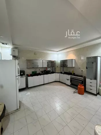 فيلا للإيجار في شارع أبي القزاز ، حي العزيزية ، الرياض ، منطقة الرياض صورة 2