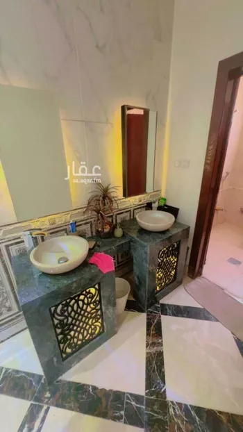 فيلا للبيع في شارع زحله, حي ظهرة لبن, مدينة الرياض, منطقة الرياض صورة 3