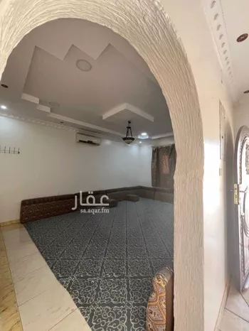 استراحة للبيع في شارع عامر ابن زيد ، حي قصر بن عقيل ، الرس ، بريدة صورة 3