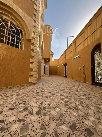 فيلا للبيع في شارع منجد, حي شبرا, مدينة الرياض, منطقة الرياض