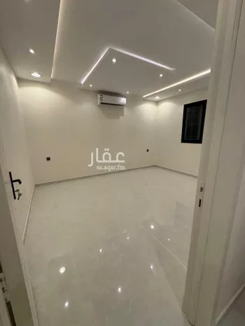 فيلا للبيع في شارع بويط, حي إشبيلية, مدينة الرياض, منطقة الرياض صورة 4