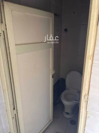 غرفة للإيجار في شارع هشام بن عبدالملك ، حي الملك فهد ، الرياض ، منطقة الرياض