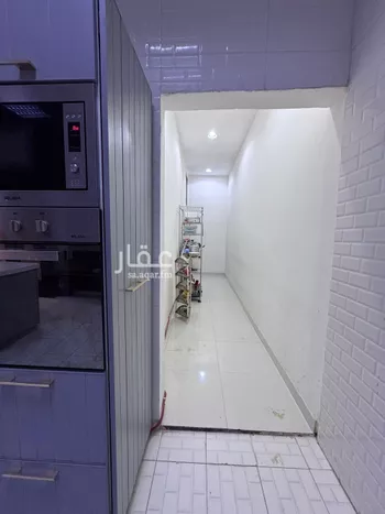 فيلا للإيجار في شارع عبدالرحمن البهكلي, حي الرمال, مدينة الرياض, منطقة الرياض صورة 3