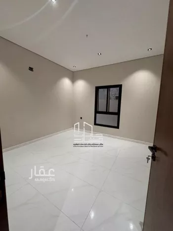 شقة للبيع في شارع محب الدين الفاكهاني, حي السويس 1, مدينة جازان, منطقة جازان صورة 2
