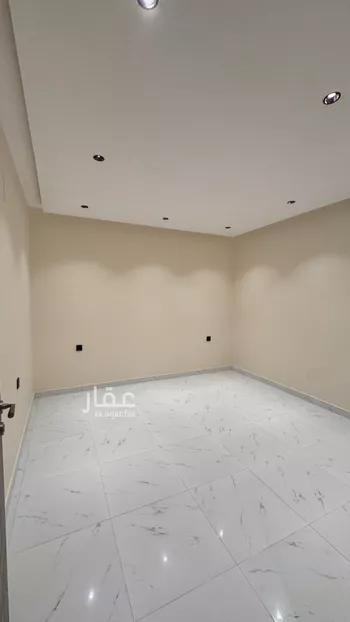 شقة للبيع في شارع شارع الامير ماجد بن عبد العزيز, حي الشاطئ, مدينة جازان, منطقة جازان صورة 2