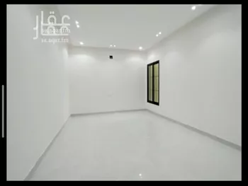 دور للبيع في شارع الا, حي العريجاء الغربي, مدينة الرياض, منطقة الرياض صورة 5