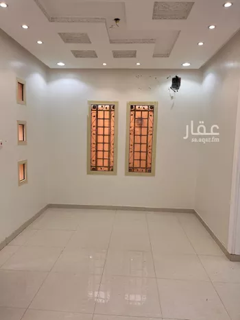 فيلا للإيجار في شارع العلو, حي إشبيلية, مدينة الرياض, منطقة الرياض صورة 4