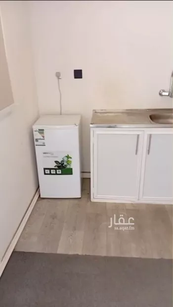 غرفة للإيجار في شارع جبل علي, حي غرناطة, مدينة الرياض, منطقة الرياض