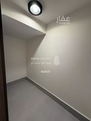 شقة للبيع في شارع عمر ابن حبيب, حي الجنادرية, مدينة الرياض, منطقة الرياض صورة 4