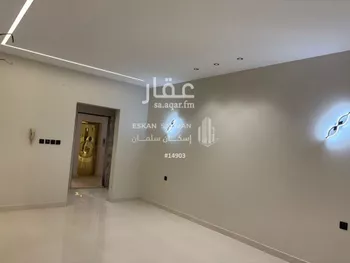 شقة للبيع في شارع شارع وهب بن قابوس المزني, حي النزهة, مدينة صامطه, منطقة جازان صورة 3