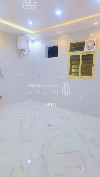 دور للبيع في شارع زينب بنت جحش, حي الغريف, مدينة امارة منطقة جازان - الغريف, منطقة جازان صورة 4