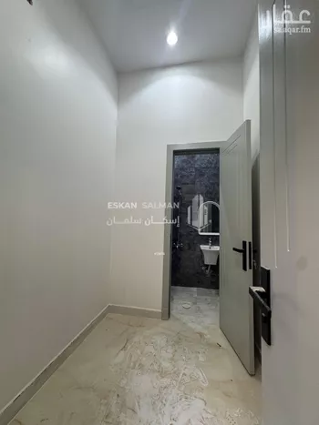 فيلا للبيع في شارع الشهاب الغساني, حي النسيم الغربي, مدينة الرياض, منطقة الرياض صورة 2