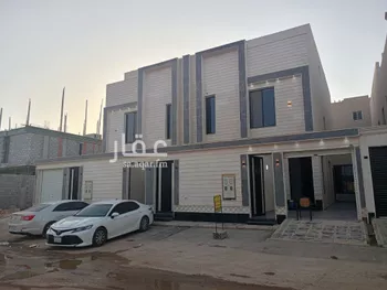 فيلا للبيع في شارع احمد بن عفيف, حي الجنادرية, مدينة الرياض, منطقة الرياض