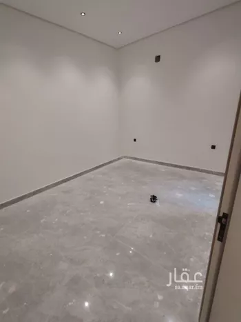 دور للبيع في شارع الطرفة, حي إشبيلية, مدينة الرياض, منطقة الرياض صورة 2
