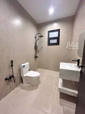 فيلا للبيع في شارع المزرع ، حي الملك فيصل ، الرياض ، منطقة الرياض