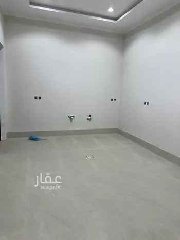 فيلا للبيع في شارع السيل, حي المهدية, مدينة الرياض, منطقة الرياض صورة 4