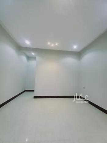 دور للبيع في شارع الحارث بن عبدالرحمن, حي عكاظ, مدينة الرياض, منطقة الرياض صورة 2