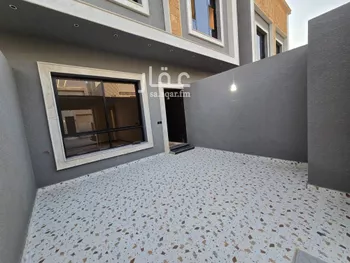 فيلا للبيع في شارع هارون الصحراوي, حي عكاظ, مدينة الرياض, منطقة الرياض صورة 3