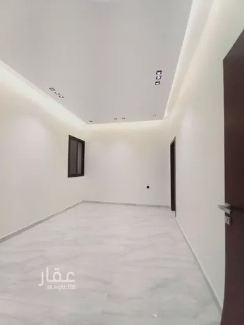 دور للبيع في شارع حامد كعكي, حي عكاظ, مدينة الرياض, منطقة الرياض صورة 3