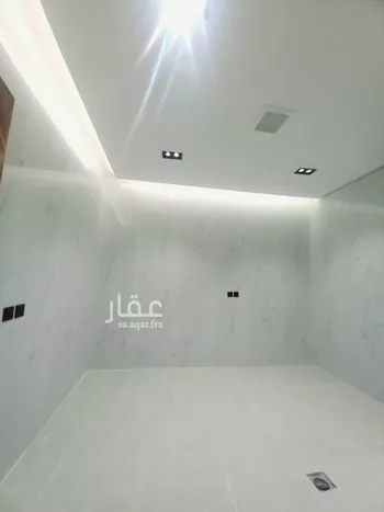 فيلا للبيع في شارع غالية البقمية, حي عكاظ, مدينة الرياض, منطقة الرياض صورة 3
