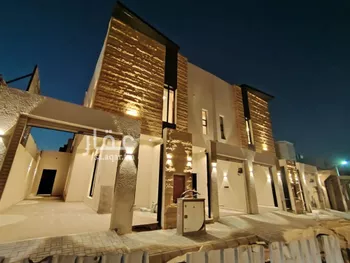 دور للبيع في شارع الذروة, حي الزهرة, مدينة الرياض, منطقة الرياض