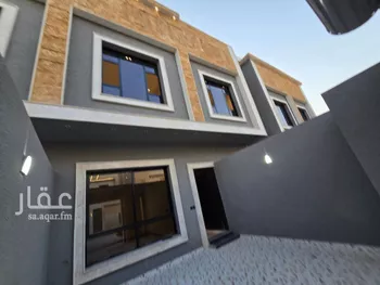 فيلا للبيع في شارع هارون الصحراوي, حي عكاظ, مدينة الرياض, منطقة الرياض صورة 2