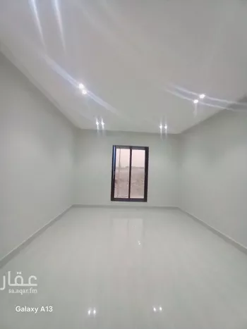 فيلا للبيع في شارع أحمد بن غنائم, حي بدر, مدينة الرياض, منطقة الرياض صورة 3