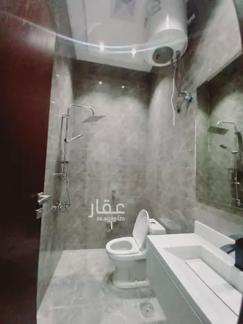 دور للبيع في شارع حامد كعكي, حي عكاظ, مدينة الرياض, منطقة الرياض صورة 5