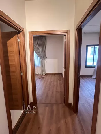 فيلا للبيع في شارع يحيى الوراق, حي مطار الملك خالد الدولي, مدينة الرياض, منطقة الرياض صورة 4