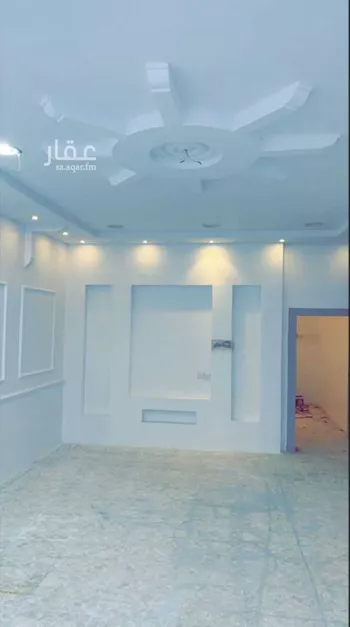 فيلا للبيع في شارع علي ابن ابي بكر السلمي, حي الخالدية, مدينة عنيزه, منطقة القصيم صورة 3