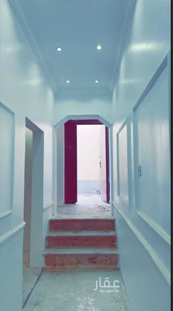 فيلا للبيع في شارع علي ابن ابي بكر السلمي, حي الخالدية, مدينة عنيزه, منطقة القصيم صورة 2