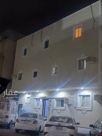 عمارة للبيع في شارع العلا, حي الثقبة, مدينة الخبر, المنطقة الشرقية صورة 2