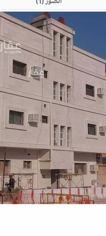 عمارة للبيع في شارع بدر, حي الثقبة, مدينة الخبر, المنطقة الشرقية