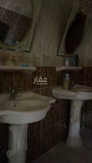 بيت للبيع في طريق الملك عبدالله ، حي الفيصلية ، القريات ، القريات صورة 5