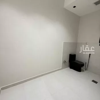 دور للبيع في شارع ثابت النحوي, حي الرمال, مدينة الرياض, منطقة الرياض صورة 4