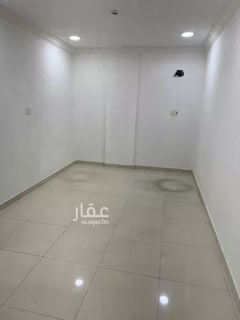 مكتب تجاري للإيجار في شارع القدس, حي منطقة المستودعات, مدينة القطيف, المنطقة الشرقية صورة 4