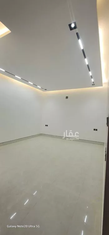 دور للبيع في شارع الغصون, حي الجنادرية, مدينة الرياض, منطقة الرياض صورة 3