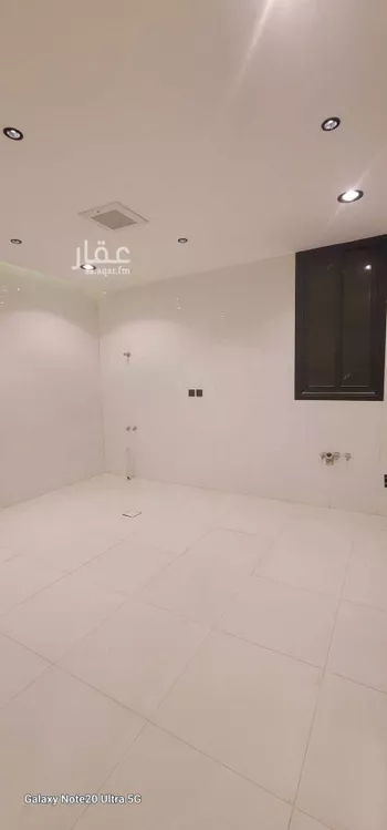 دور للبيع في شارع الغصون, حي الجنادرية, مدينة الرياض, منطقة الرياض صورة 4