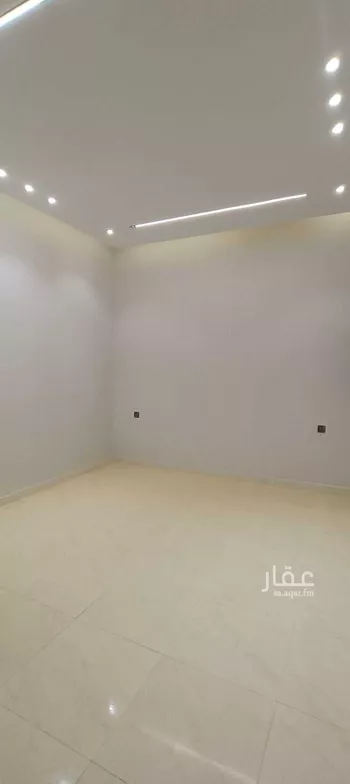 دور للبيع في شارع عكاظ عجلان, حي عكاظ, مدينة الرياض, منطقة الرياض صورة 2