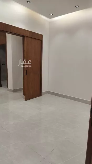 دور للبيع في شارع الأمير سعود بن محمد بن مقرن, حي طيبة, مدينة الرياض, منطقة الرياض صورة 4