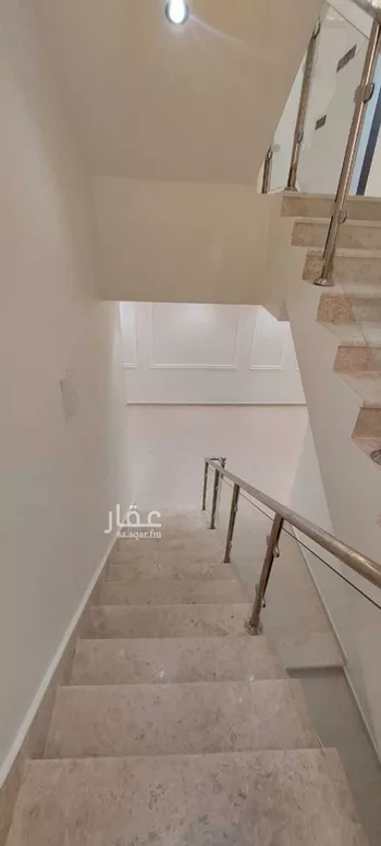 دور للبيع في شارع الأمير سعود بن محمد بن مقرن, حي طيبة, مدينة الرياض, منطقة الرياض صورة 5