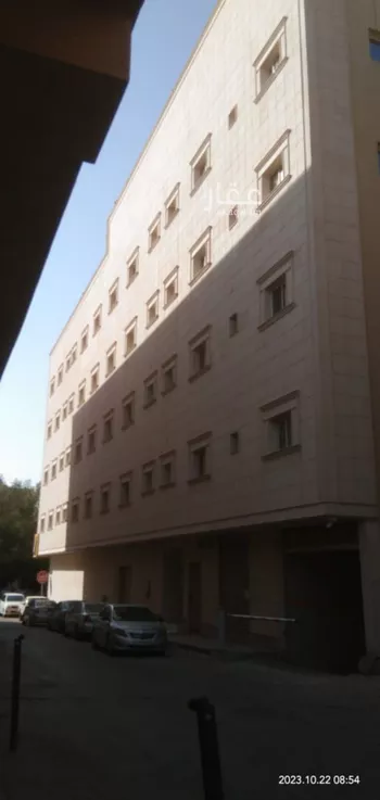 عمارة للبيع في شارع عمر المختار, حي العمل, مدينة الرياض, منطقة الرياض صورة 3