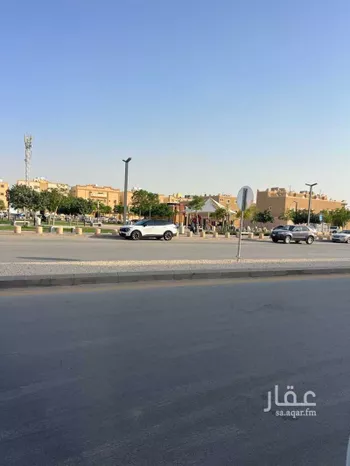 عمارة للبيع في شارع وادي العمارية ، حي القادسية ، الرياض ، منطقة الرياض صورة 2