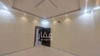دور للبيع في شارع عبد الله بن محمد بن صالح الزواوي ، حي الوادي ، حائل ، منطقة حائل صورة 4