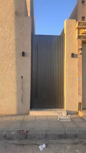 شقة للإيجار في شارع أحمد الكازروني, حي عكاظ, مدينة الرياض, منطقة الرياض