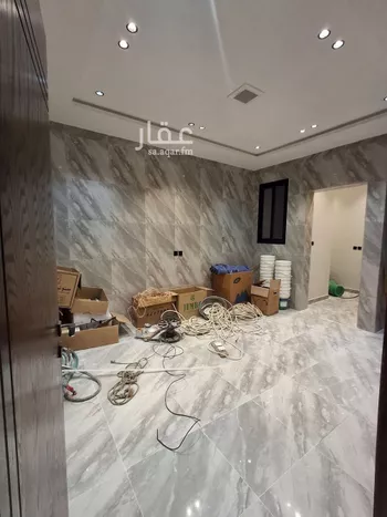 دور للبيع في شارع مصطفى عبدالرزاق, حي عكاظ, مدينة الرياض, منطقة الرياض صورة 5