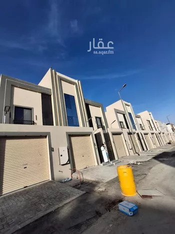 دور للبيع في شارع مصطفى عبدالرزاق, حي عكاظ, مدينة الرياض, منطقة الرياض صورة 2